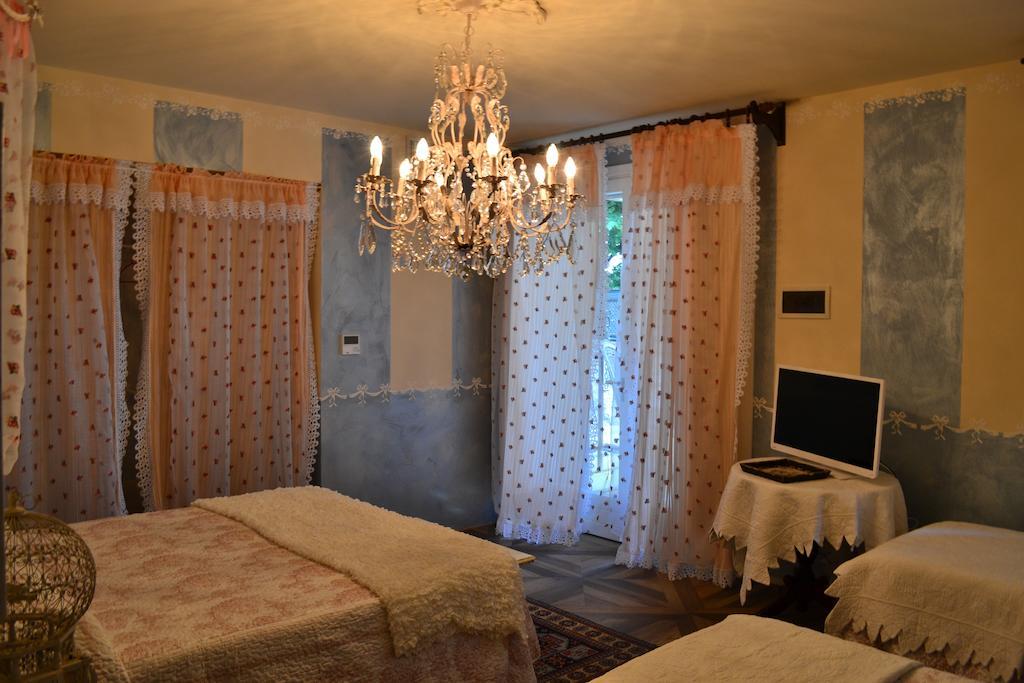 La Maison Delle Favole Дезенцано-дель-Гарда Экстерьер фото