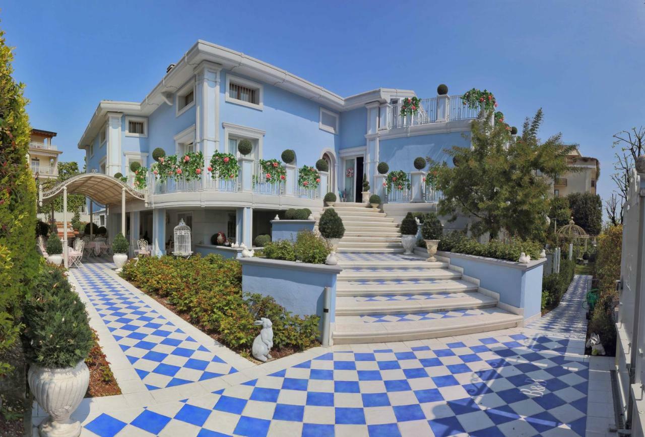 La Maison Delle Favole Дезенцано-дель-Гарда Экстерьер фото