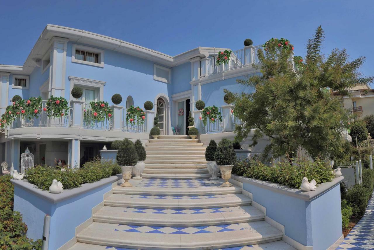 La Maison Delle Favole Дезенцано-дель-Гарда Экстерьер фото